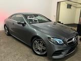 Mercedes-Benz E 300 Coupé AMG Line*2HAND*TOTWINKEL*AMBIENTE - gebrauchte Mercedes-Benz Sportwagen