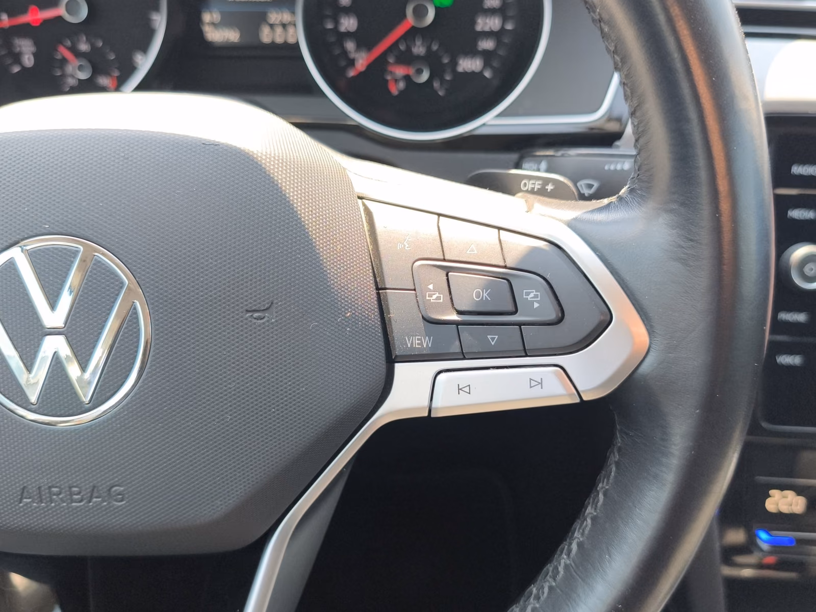 Volkswagen Passat 1.5 TSI DSG Business LED NAVI AHK, миниатюра 16