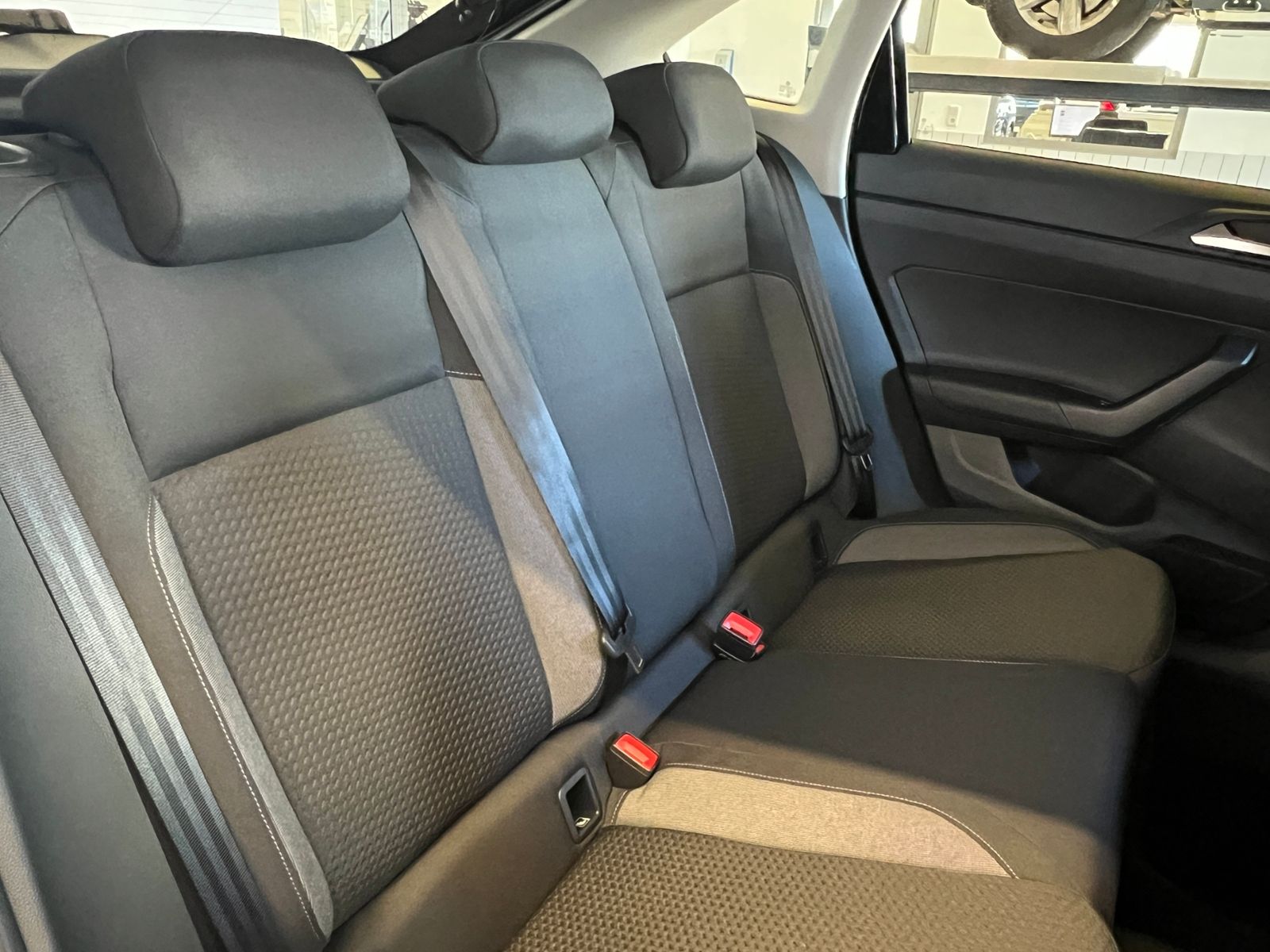 Fahrzeugabbildung Volkswagen Taigo Life 1.5 TSI DSG *IQ.Light, App-Connect, 1