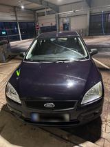 Ford Focus 1.6 Automatik  Top Anfängerauto - Ford Focus aus 2005: Kombi