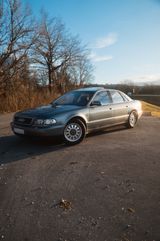 Audi A8 D2 3.7 Quattro - Audi A8 aus 1997