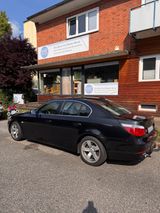 BMW 525i A - - BMW 525 aus 2005: 525i