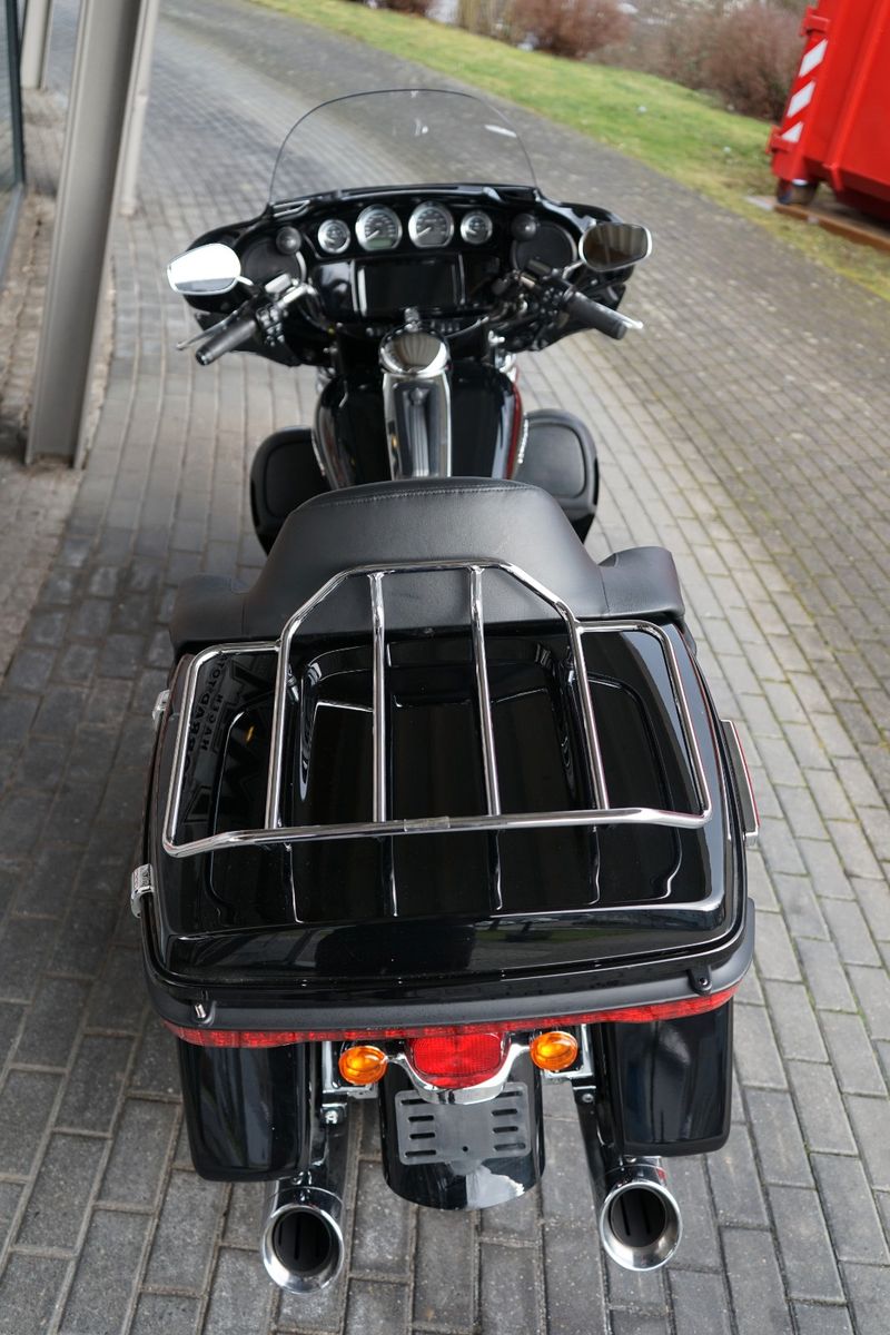 Fahrzeugabbildung Harley-Davidson FLHTKL Ultra Limited Low # 5HD1 # Screamin Eagle