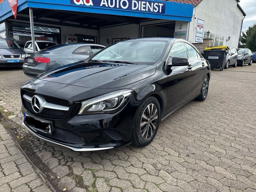Image of Mercedes-Benz CLA 200