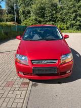 Chevrolet Kalos 1.4 - gebrauchte Chevrolet Captiva aus dem Jahr 2006