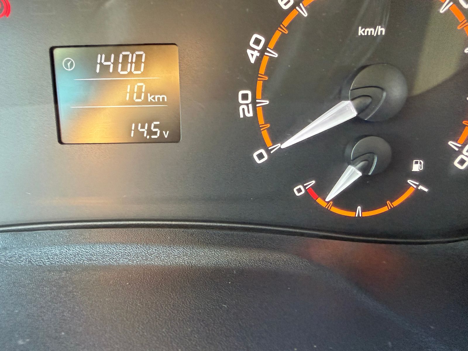 Fahrzeugabbildung Lada RAPTOR OLIVGRÜN! STANDHEIZUNG "NORMA  JAGDW."