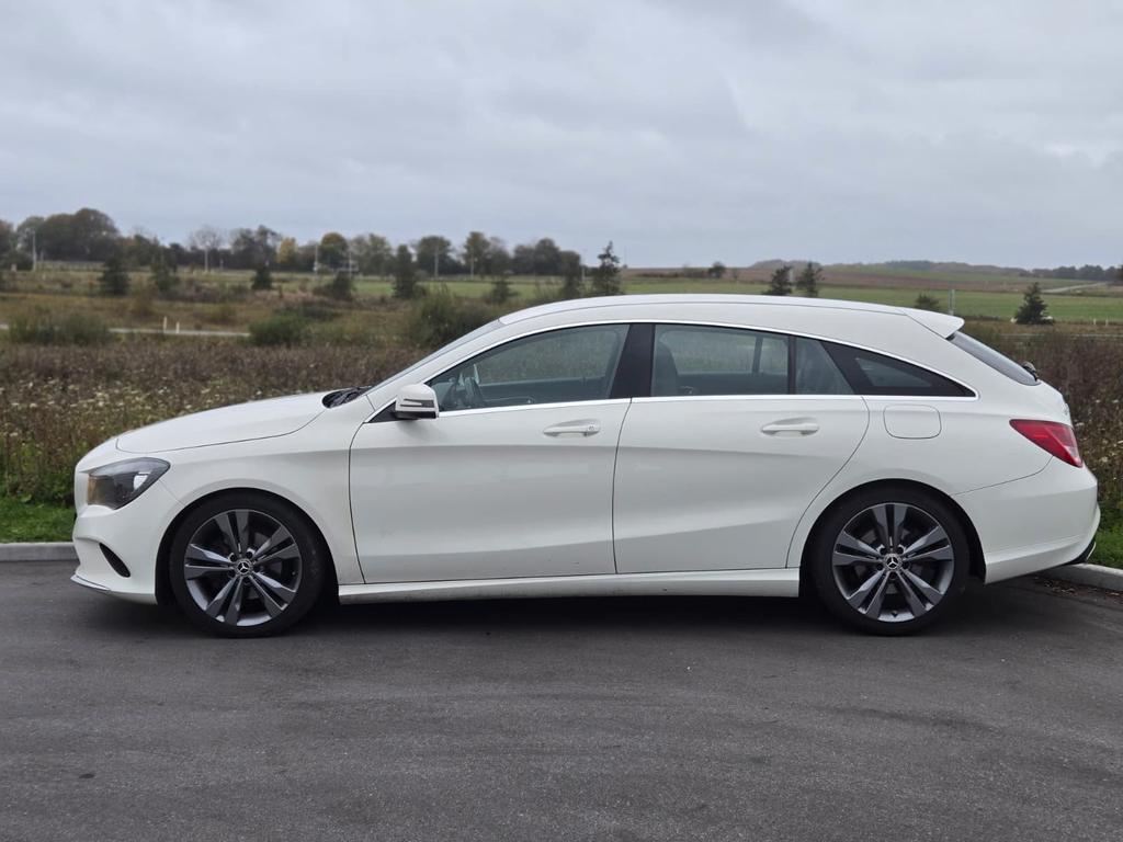 Mercedes-Benz CLA 200