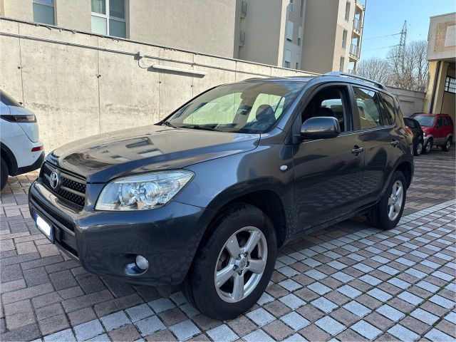 Toyota RAV4 2.0 Luxury - solo 98000 km