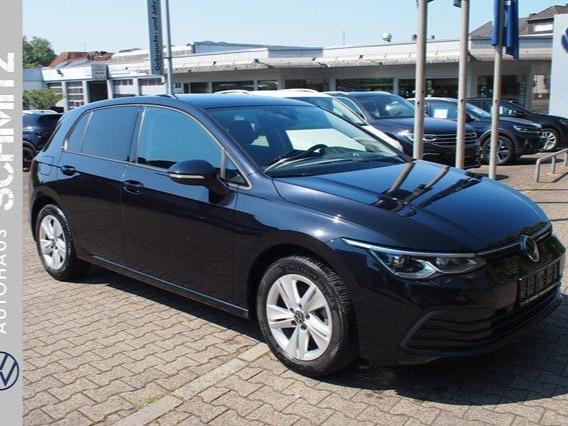 Volkswagen Golf Life VIII Benziner LED APP GJR RFK Sitzheiz