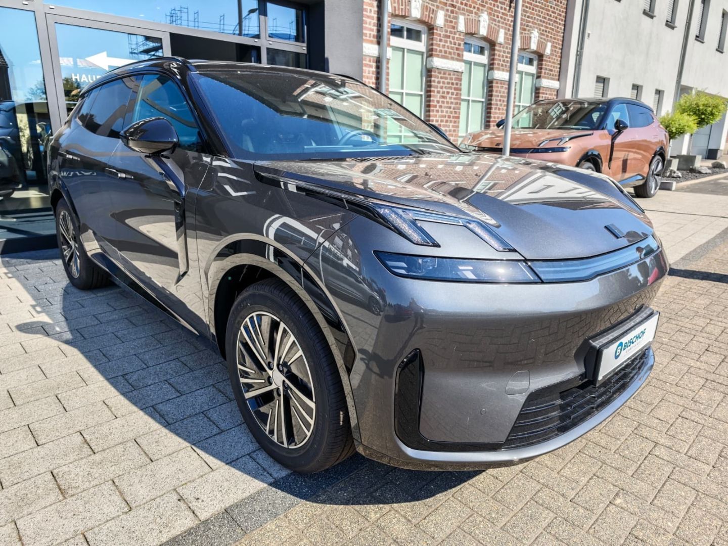 Lynk & Co 08