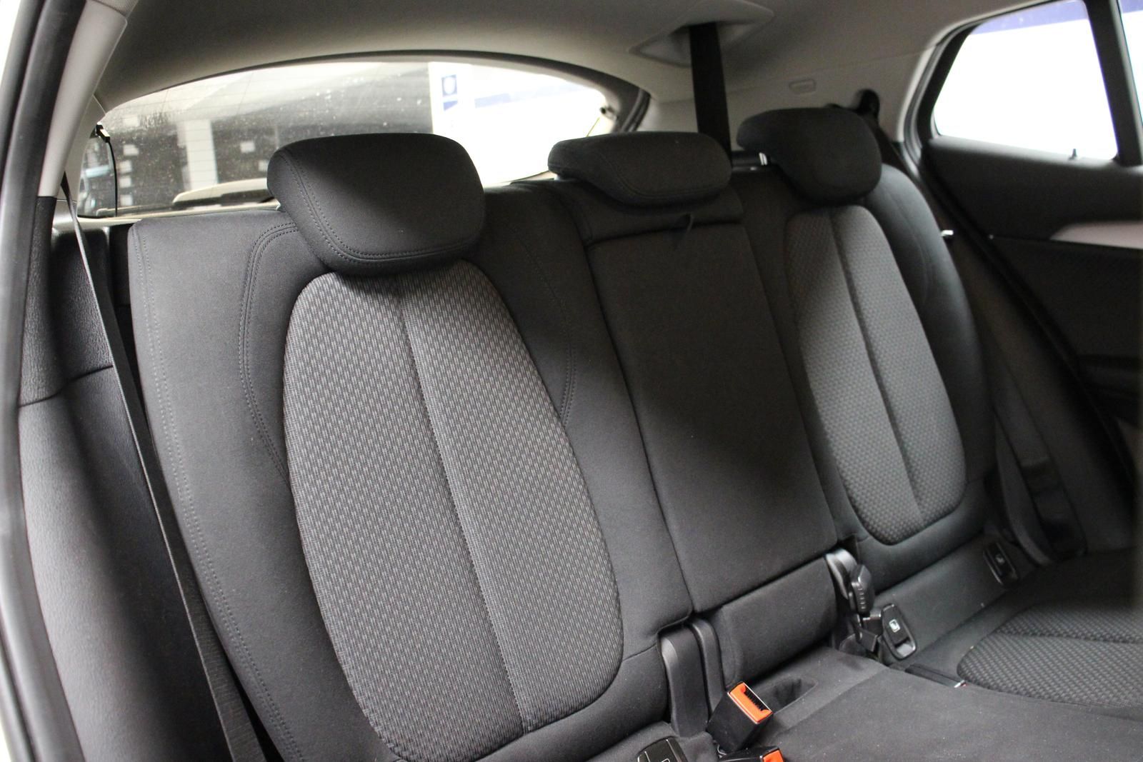 BMW X2 xDrive 18i TEMP NAVI LED SHZ S.HEFT BT 2.HD foto 14