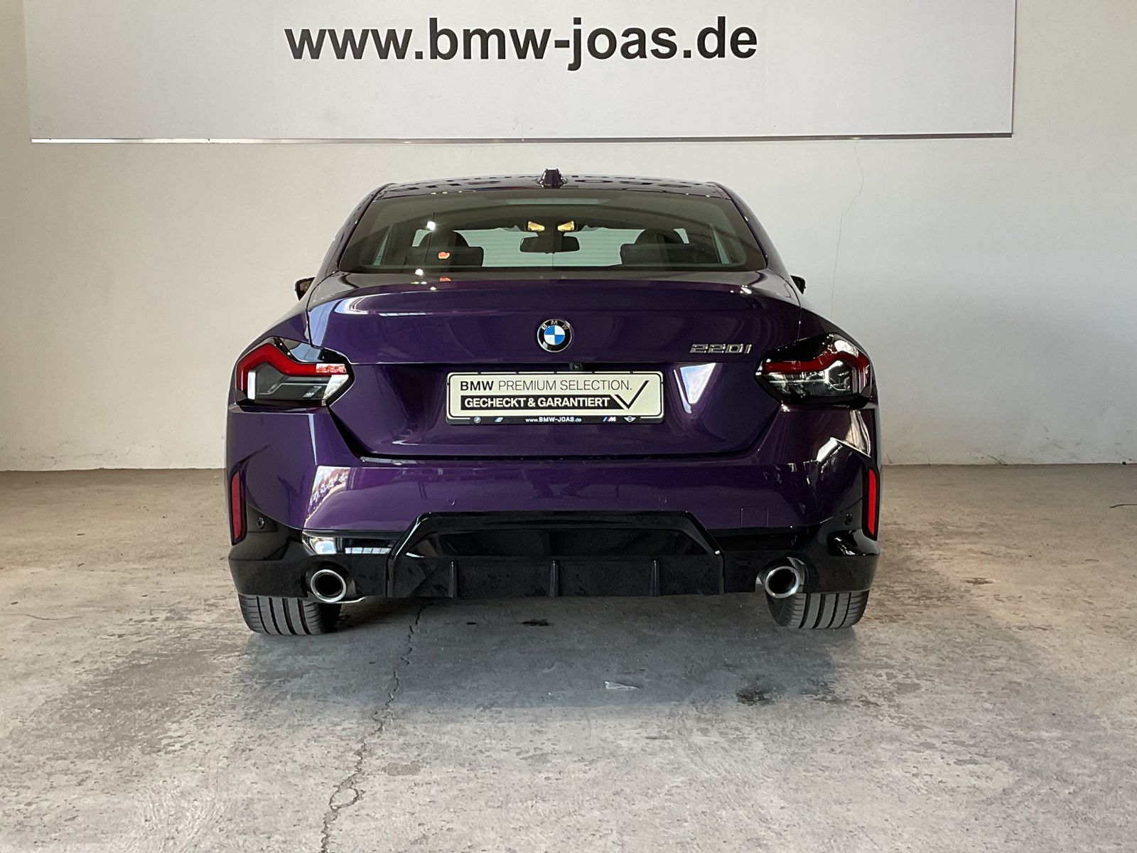 Fahrzeugabbildung BMW 220i | M Sportpaket | Sitzverstellung elektrisch