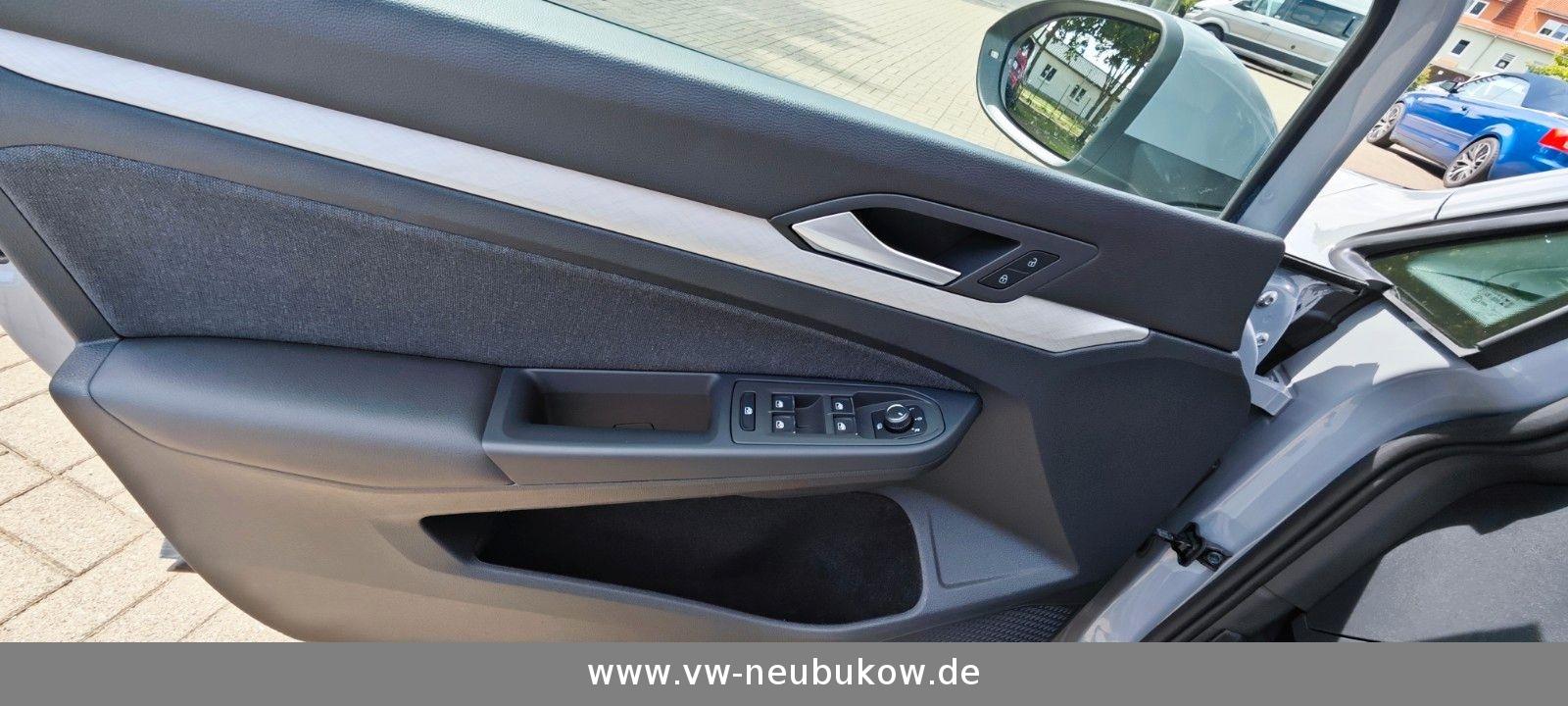 Volkswagen Golf VIII Variant Life/PANO-DACH/STDHZG/LED/NAVI, миниатюра 17