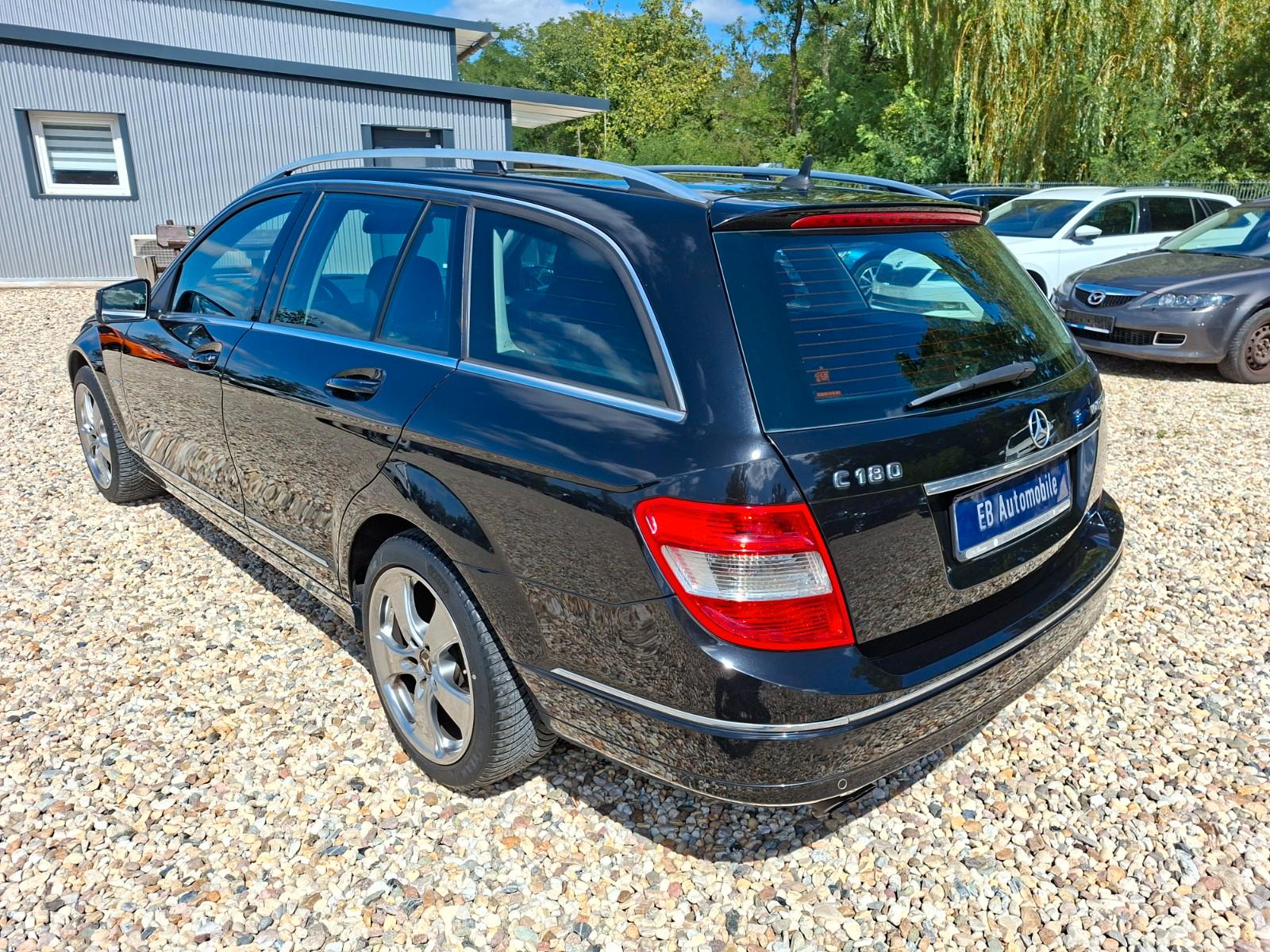 Mercedes-Benz C180 2009 — photo 8