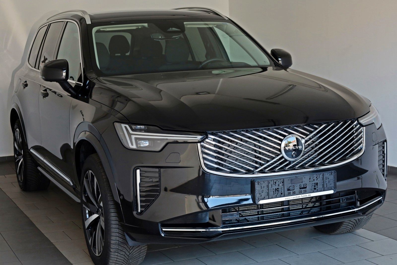 Fahrzeugabbildung Volvo XC90 Plus Bright AWD,7Sitze4xSH,360Kam.,HUD,,AHK