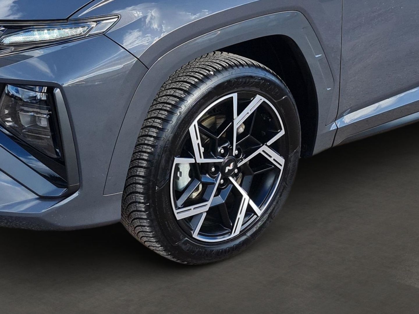 Fahrzeugabbildung Hyundai Tucson N LINE 1.6 T-GDi PLUG-IN 4WD+LED+KAMERA+S