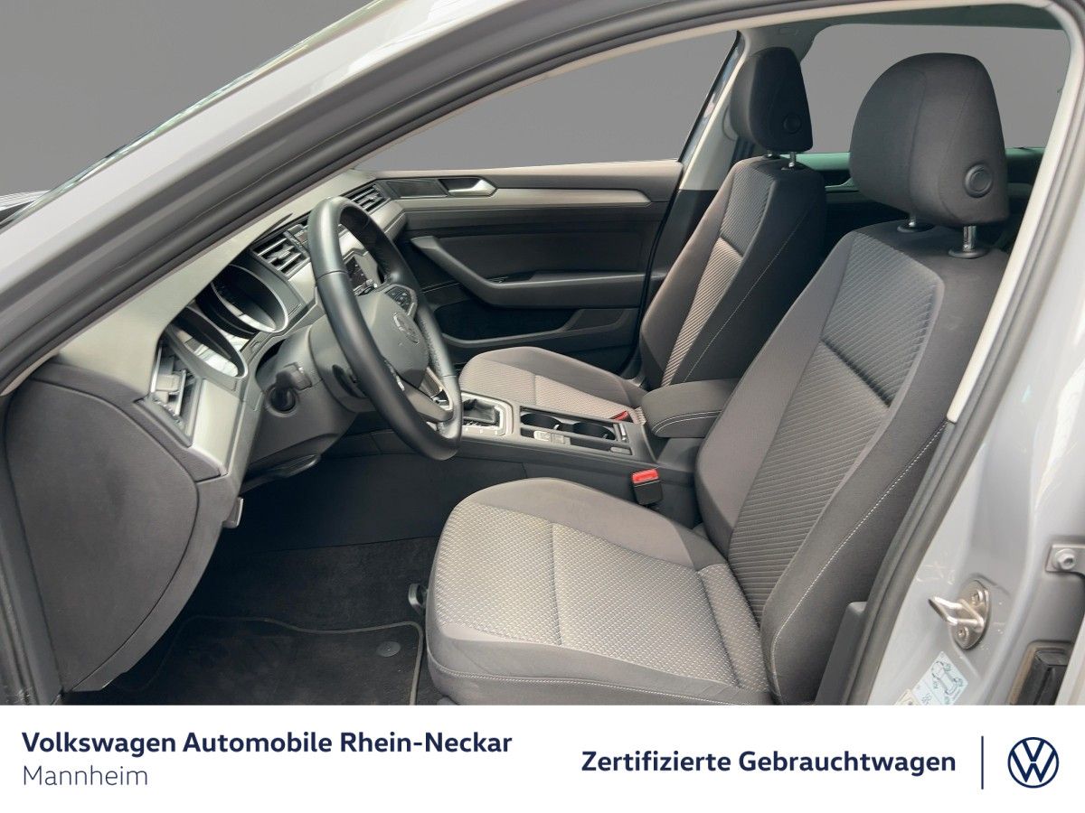 Volkswagen Passat Variant - Bild 11