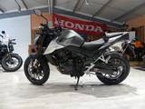 Honda CB750 Hornet  incl. Anlieferung Tageszulassung - HONDA NAKED BIKE