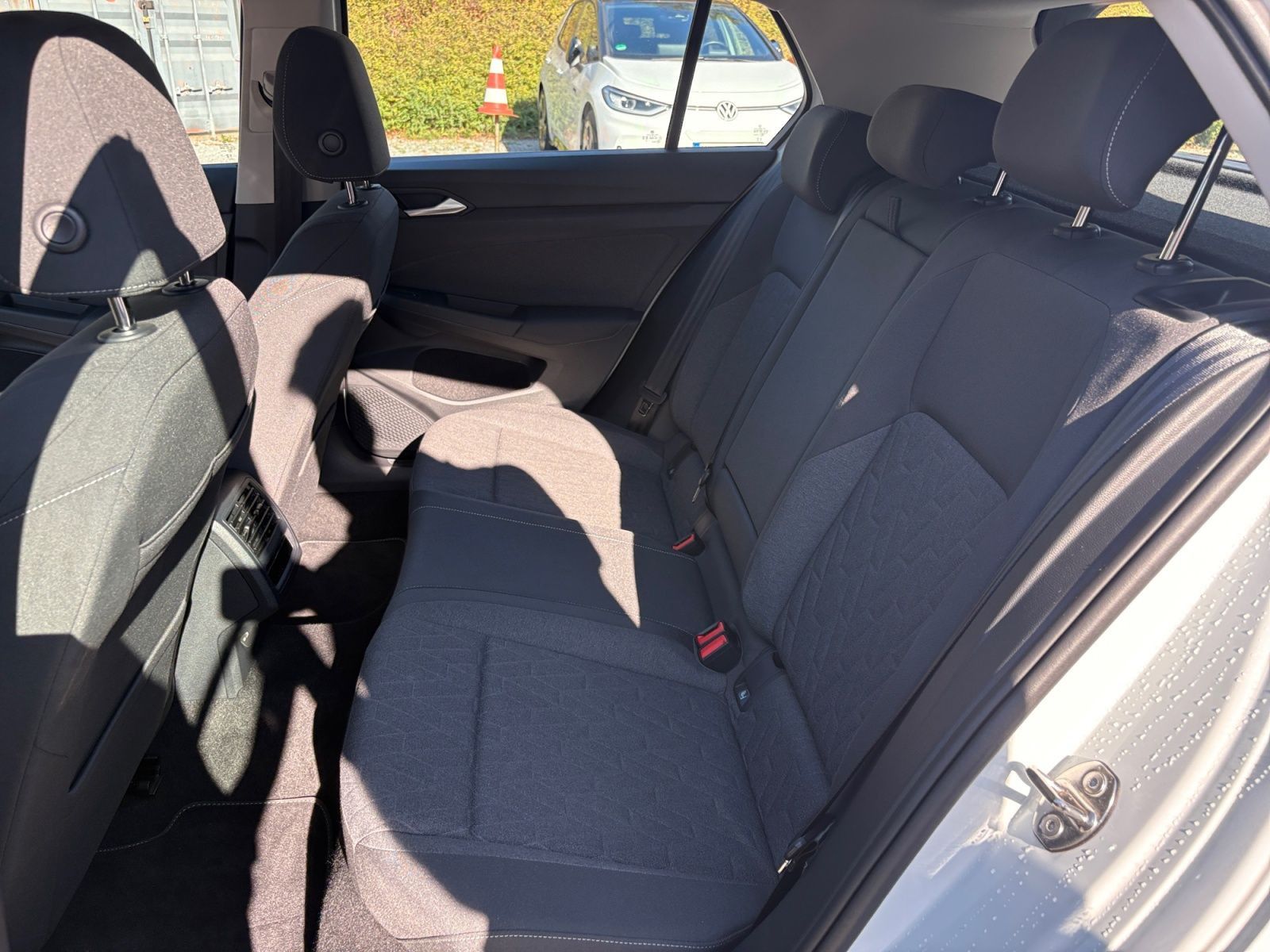 Volkswagen Golf - Bild 14