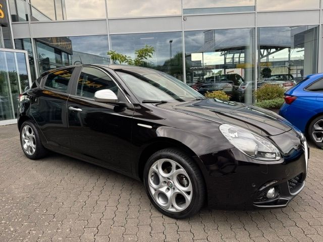 Fahrzeugabbildung Alfa Romeo Giulietta KLIMA XENON NAVI ALU