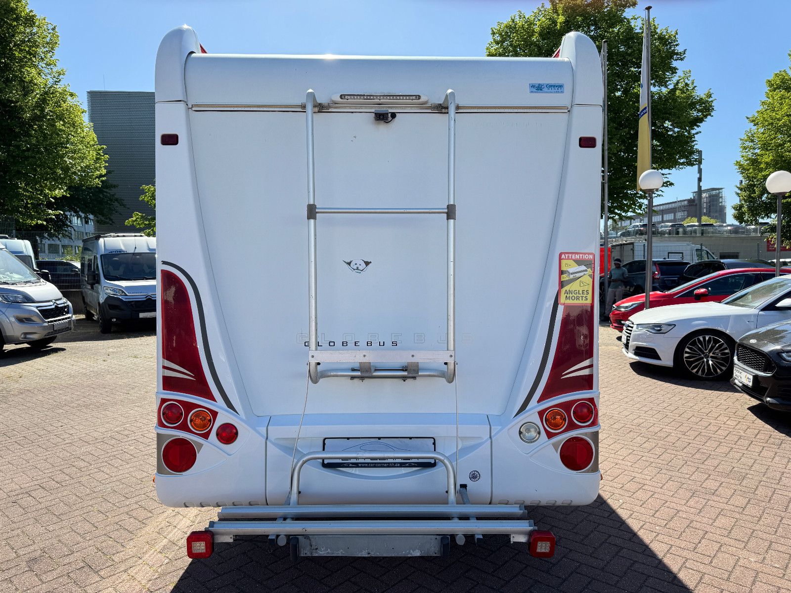 Fahrzeugabbildung Dethleffs GLOBEBUS T 004 FIAT KAMERA SAT TV LUFTFEDERUNG