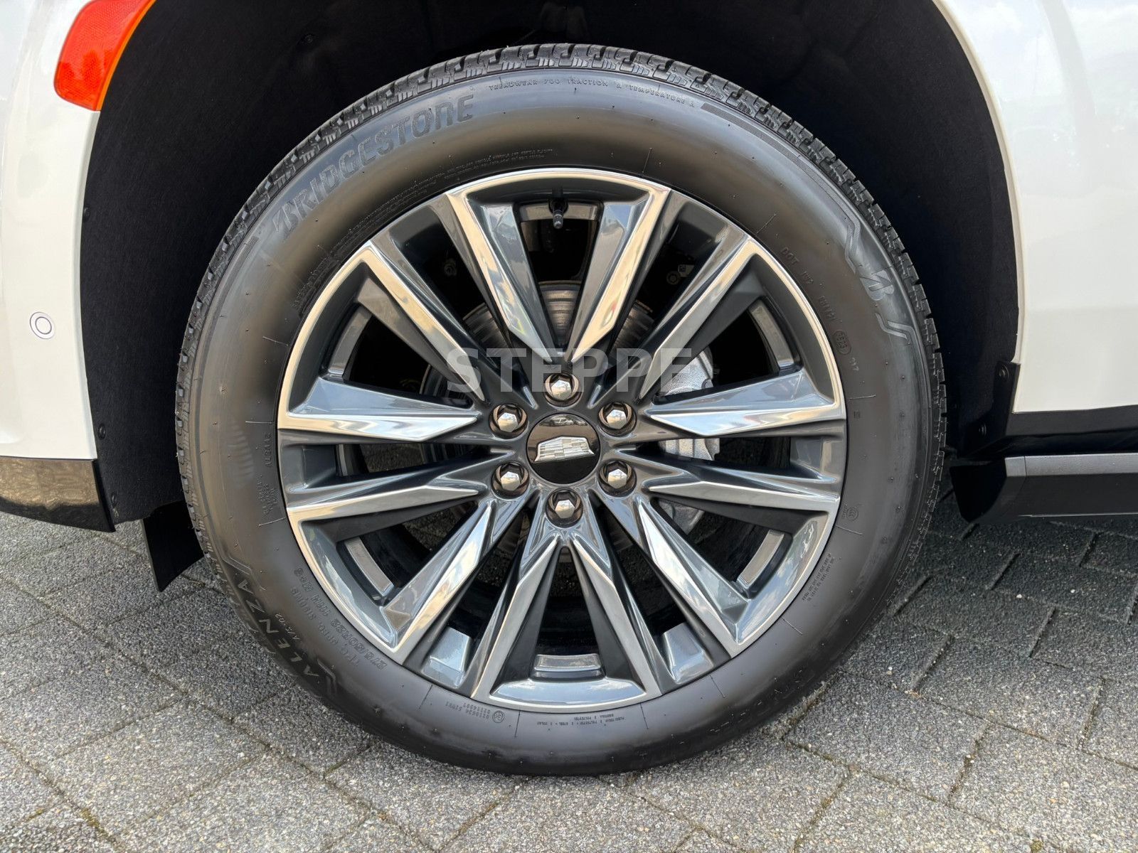Cadillac Escalade 6.2 V8 Sport Platinum EU-Navi Luftfed.