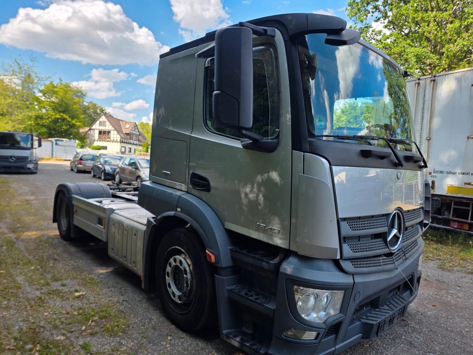 Mercedes-Benz Actros 1840 Fahrgestell / LOHR/ EURO6/ 4x2