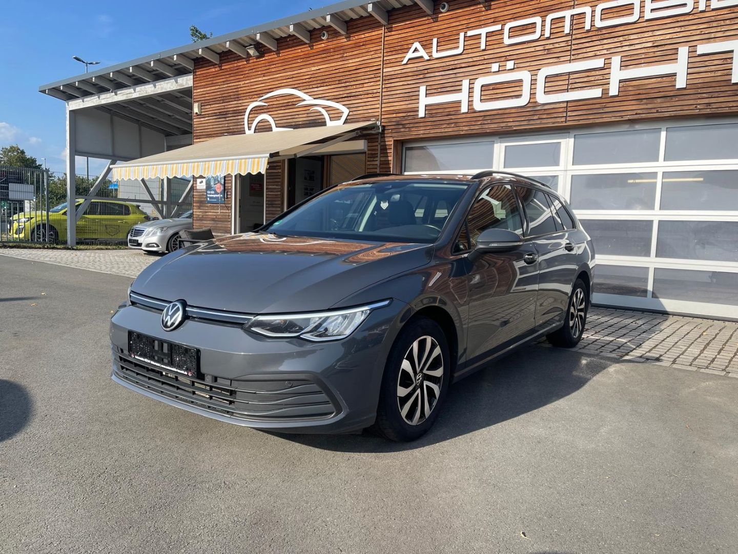 Volkswagen Volkswagen Golf VIII Variant Life Navi LED Sperrdi