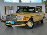 Mercedes-Benz W 123 230 - Mercedes-Benz 230 in Bielefeld