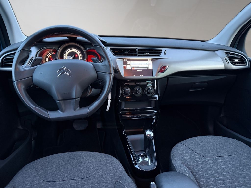 Fahrzeugabbildung Citroën C3 Pure Tech 82 Stop & Start ETG Selection