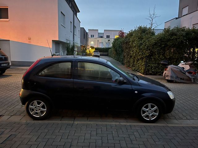 Opel Corsa 1.2 16V Fresh Tüv neu Schiebe...