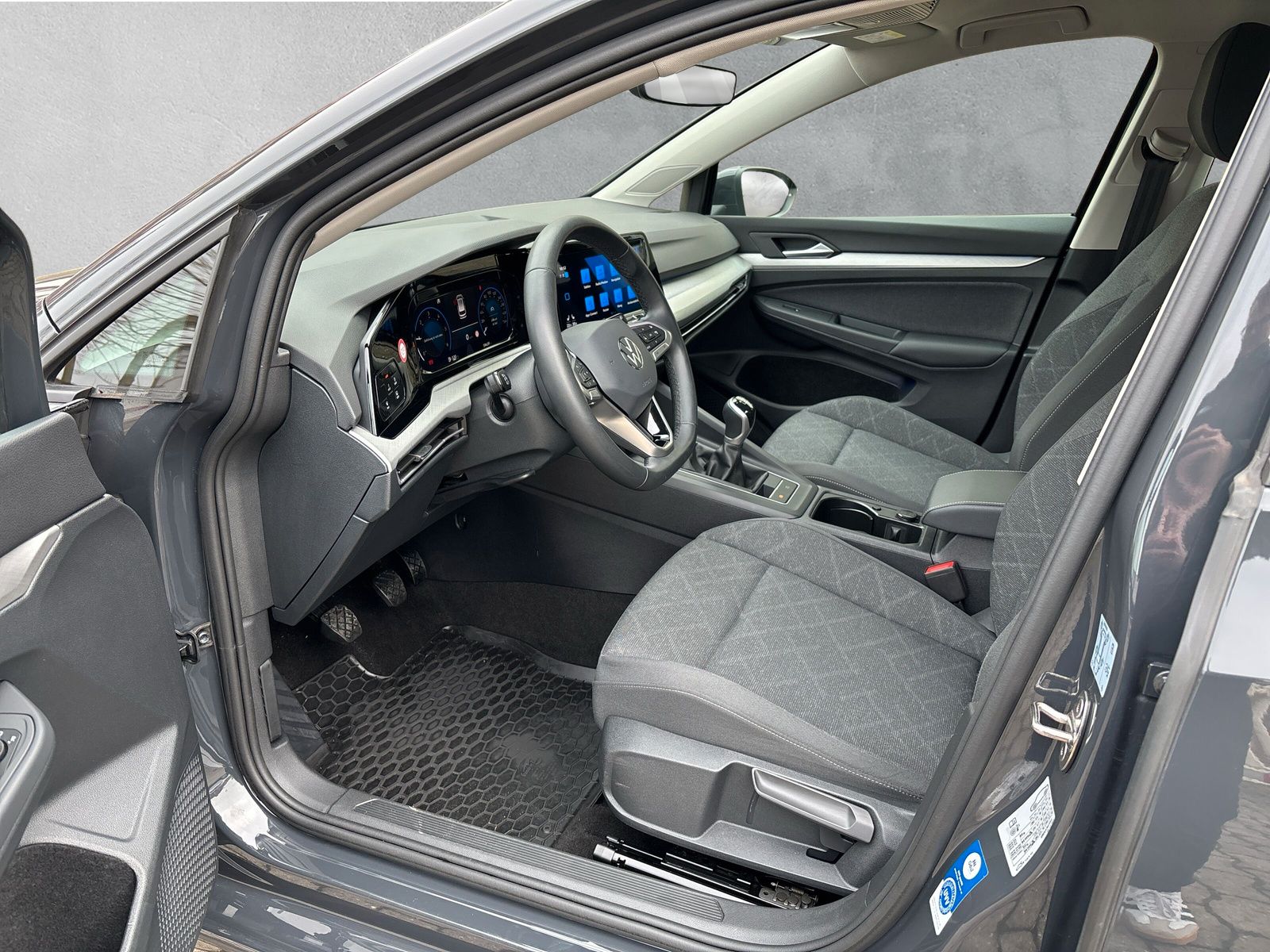 Fahrzeugabbildung Volkswagen Golf  Variant 2.0 TDI Life Kamera AppConnect Nav
