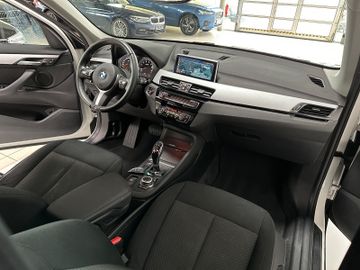 Fahrzeugabbildung BMW X1 sD20i Navi LED AHK Lenkradheizung PDC M Sport