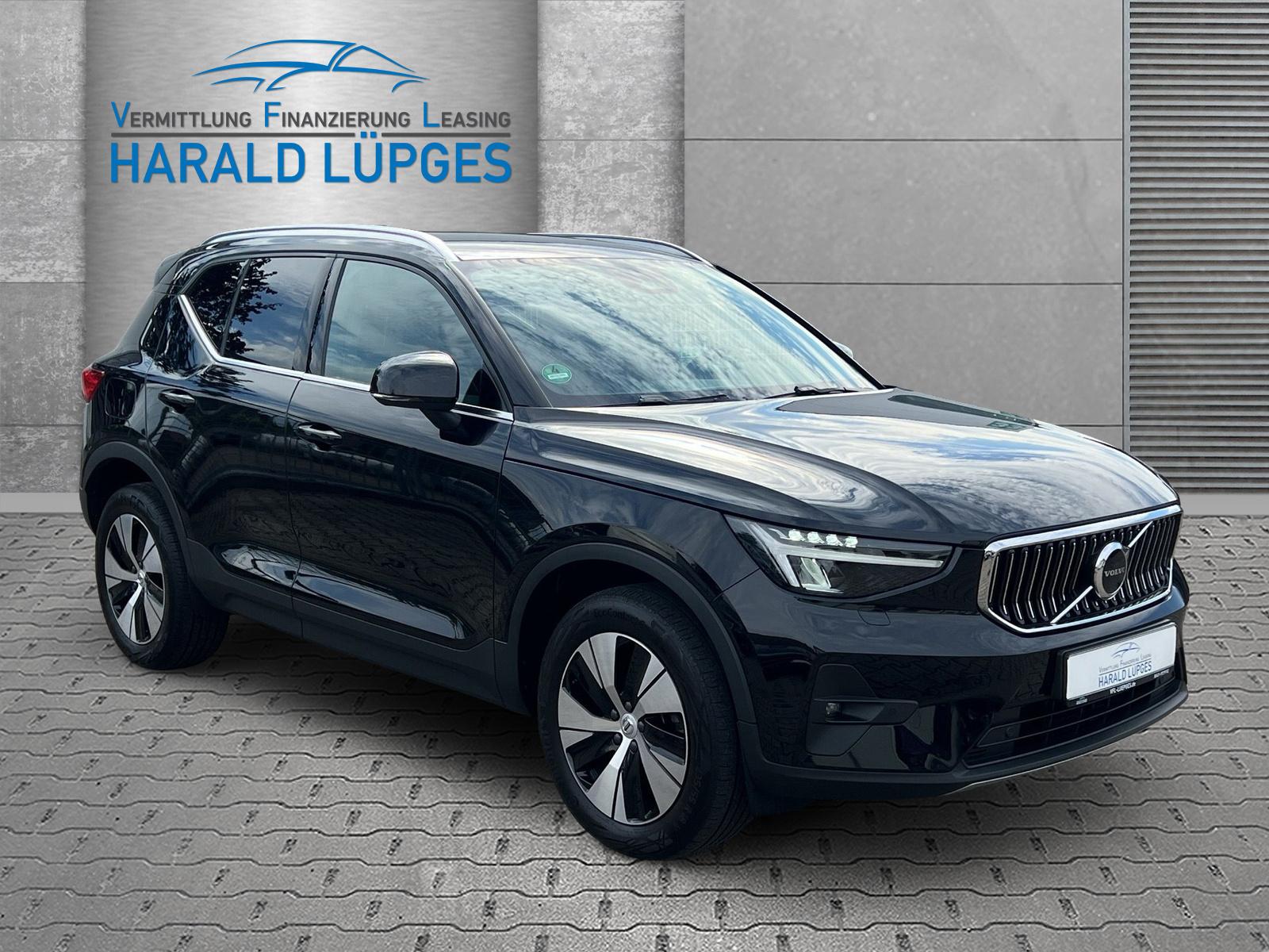 Volvo XC40 Plus Bright 2WD, Virtual, Navi, Leder, LED