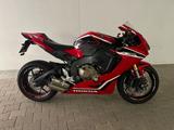 Honda CBR 1000 RR - HONDA CBR 1000RR