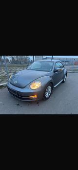 Volkswagen Beetle 1,6 Diesel, NEUER TÜV - Volkswagen Beetle aus 2012 mit Diesel-Antrieb