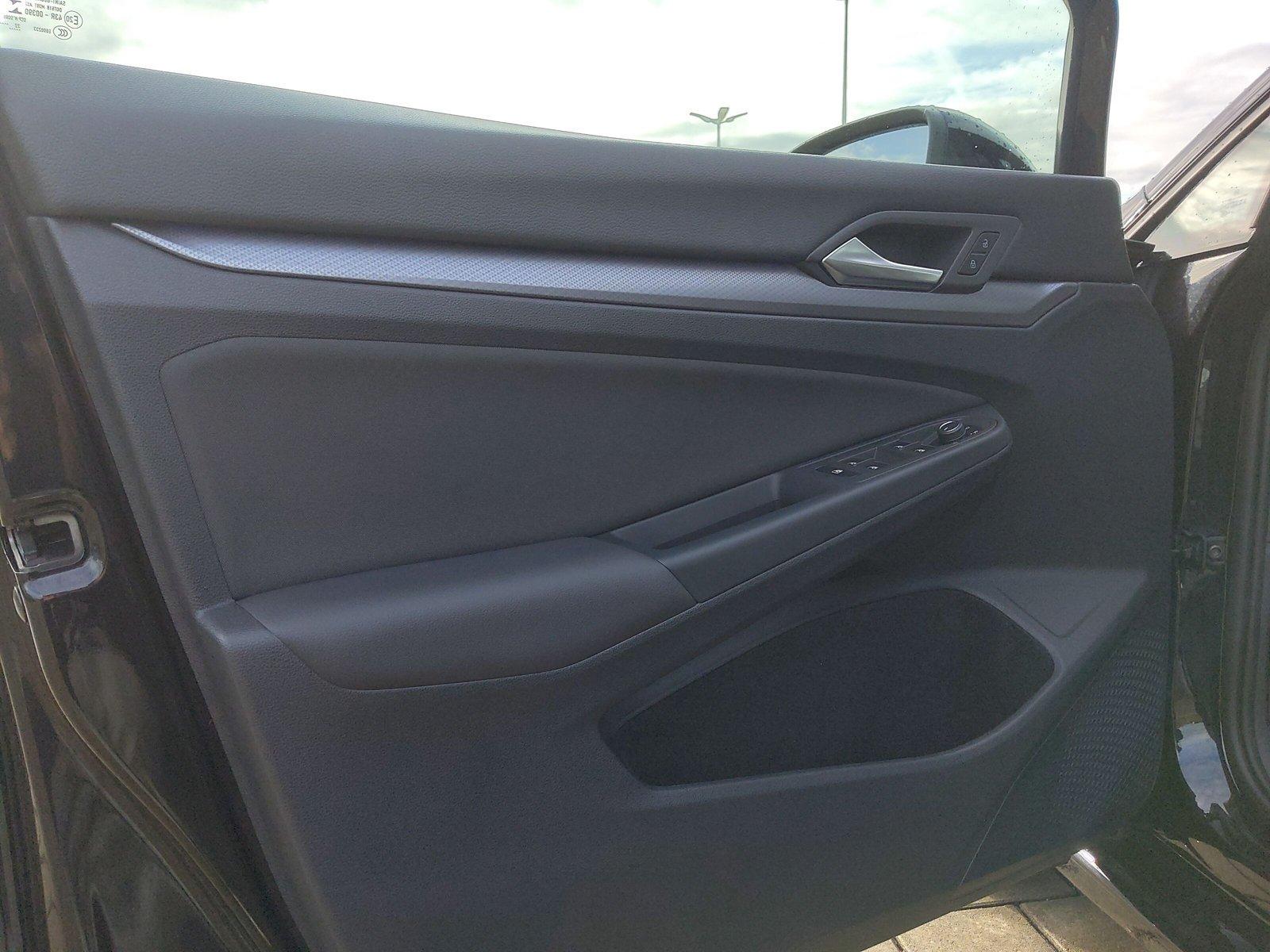 Volkswagen Golf Active 2.0 TDI DSG AHK IQ-Light Pano ACC Re, миниатюра 16