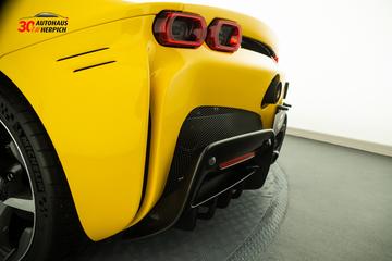 صورة 6 لـ 2021 Ferrari SF90