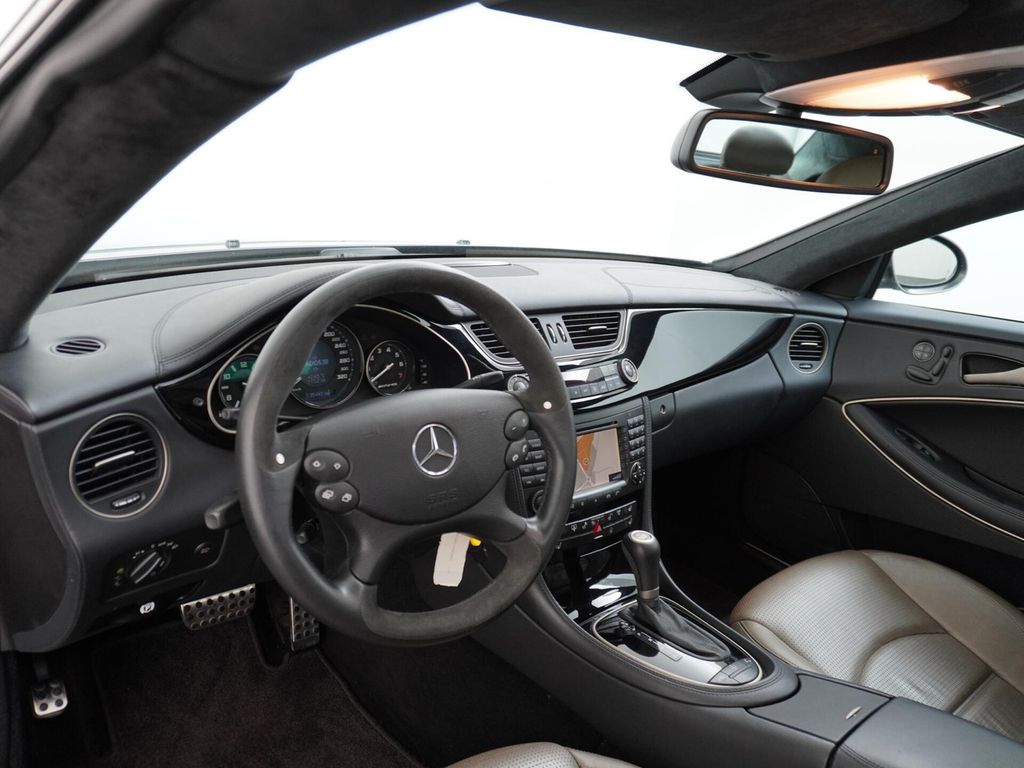 Mercedes-Benz CLS 55 AMG IWC edition + IWC original CLS 55 AMG