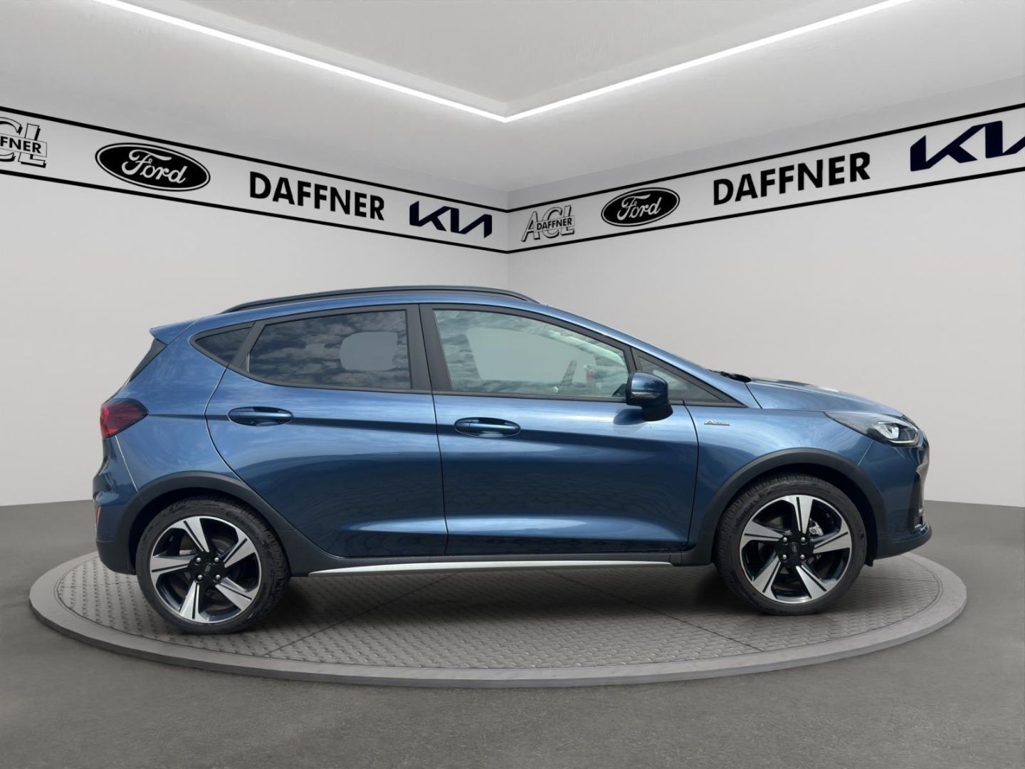 Fahrzeugabbildung Ford Fiesta Active X LED Blendfreies Fernl. Kurvenlic