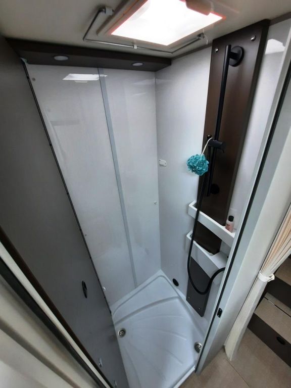 Fahrzeugabbildung Bürstner B66 690 TD Verfüg./Autom./Sat/Rüfa