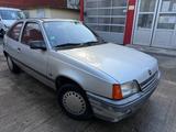 Opel Kadett E LS Automatik Schiebedach - Opel Kadett: Limousine