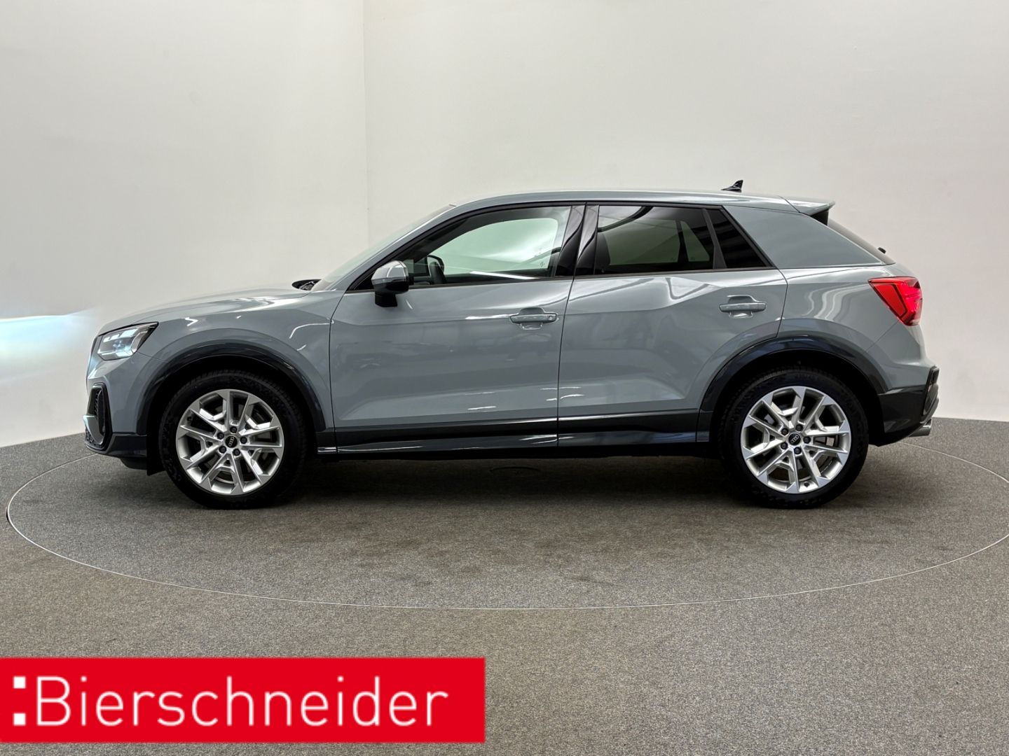 Audi SQ2 - Bild 4