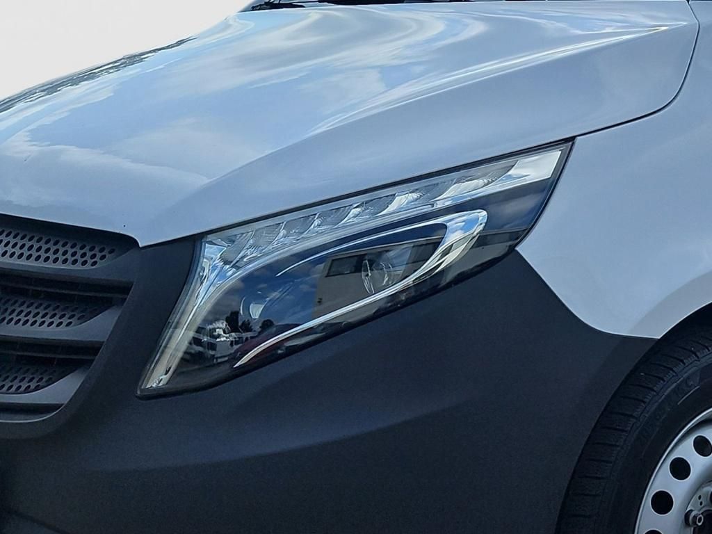Fahrzeugabbildung Mercedes-Benz Vito 114 Kasten Extralang LED-ILS AHK 2xST SHZ
