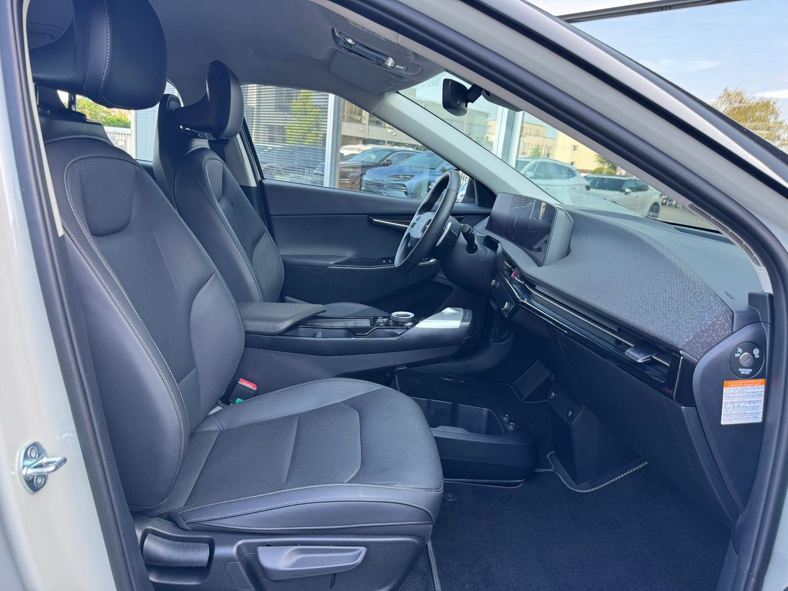 Fahrzeugabbildung Kia EV6 2WD WERKSGAR+NAVI+LED+SHZ+KAMERA+ACC+19"