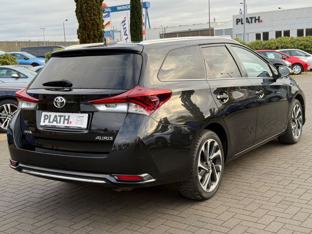 Toyota Auris  Touring Sports Design Edition