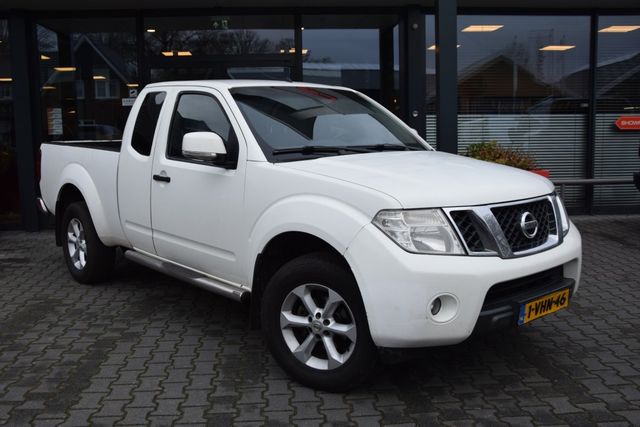 Nissan Navara 2.5 DCI SE 4WD VAN 