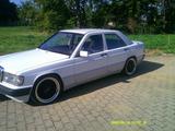 Mercedes-Benz 190