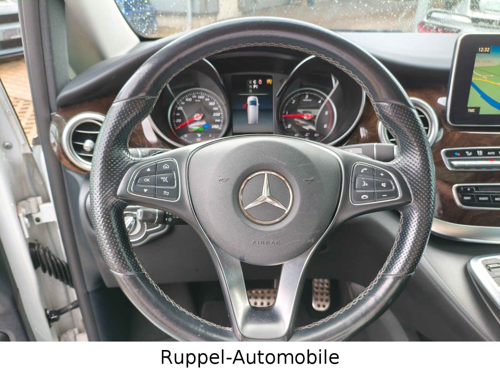 Mercedes-Benz V 250CDI AMG-LINE AVANTGARDE EDITION lang 1.HAND foto 22