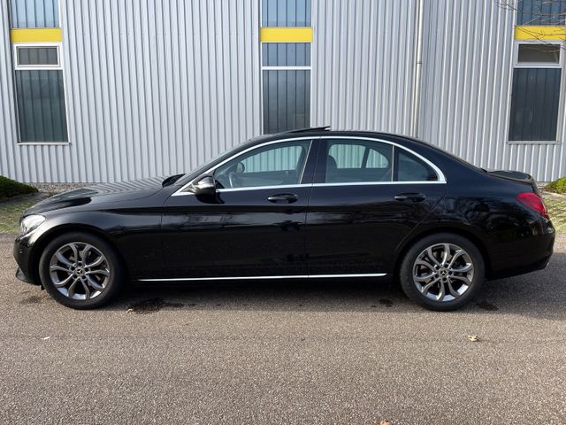 MERCEDES-BENZ C 180*9G Autom.*Glasschiebedach*Totwinkelasist.